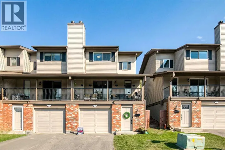 18 Glorond Place, Okotoks, Alberta T1S1Y7