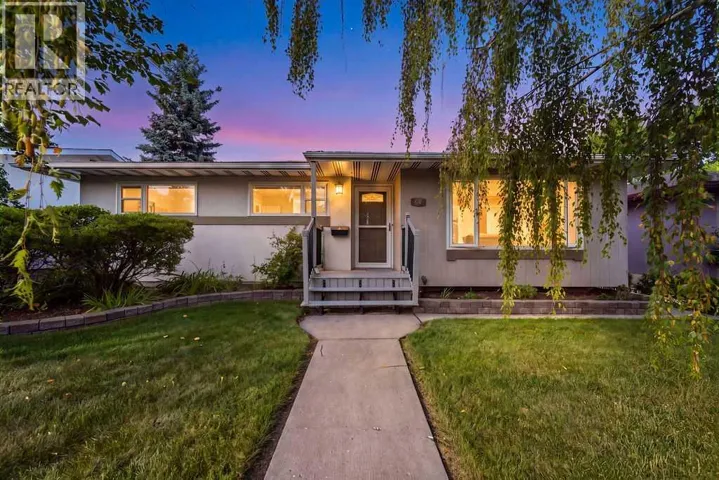 64 Hollyburn Road SW, Calgary, Alberta T2V3H1