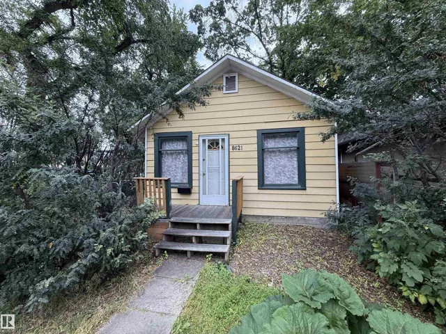 8621 100 ST NW, Edmonton, Alberta T6E3Y2