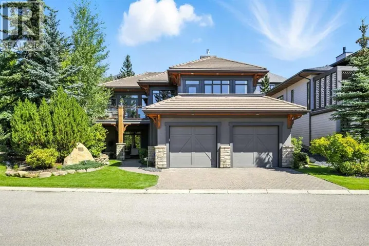 16 Spring Valley Lane SW, Calgary, Alberta T3H4V2