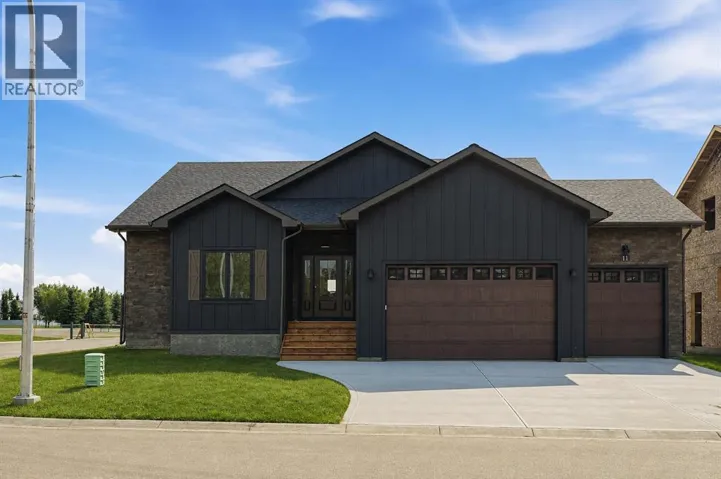 11 Lackner Road, Carstairs, Alberta T0M0N0