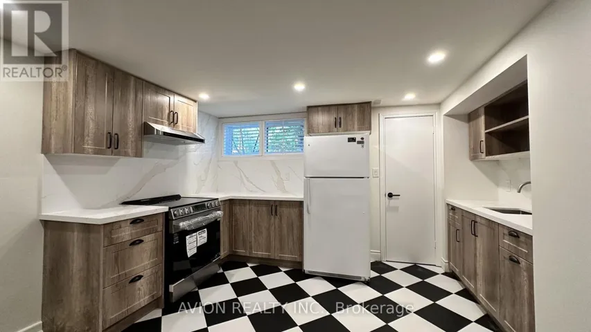 BSMT - 570 EXBURY CRESCENT, Mississauga (Mineola), Ontario L5G2P4