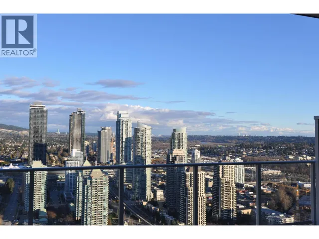 4401 1888 GILMORE AVENUE, Burnaby, British Columbia V5C0L2