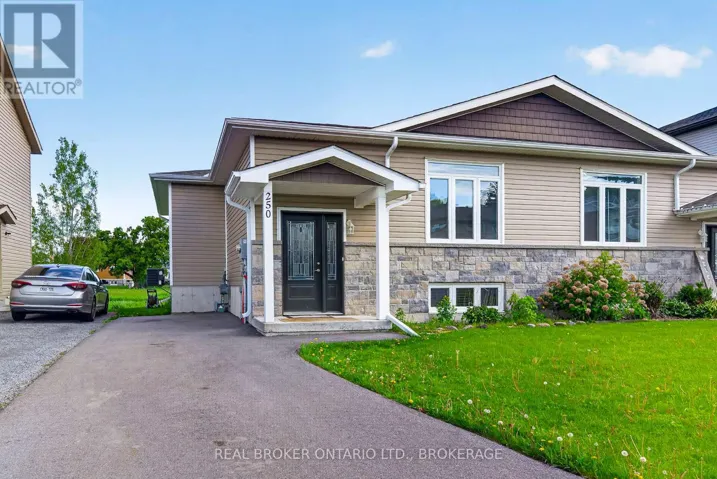 250 LOURDES AVENUE, Cornwall, Ontario K6H0E8