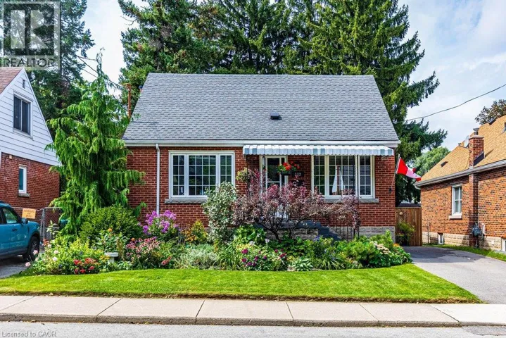 112 EAST 13TH Street, Hamilton, Ontario L9A3Z5