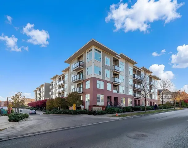 122 15956 86A AVENUE, Surrey, British Columbia V4N6N8