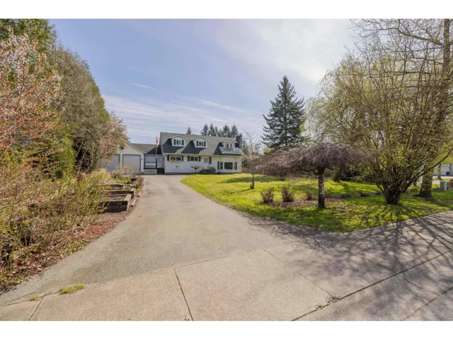 4458 BENZ CRESCENT, Langley, British Columbia V2Z1L5