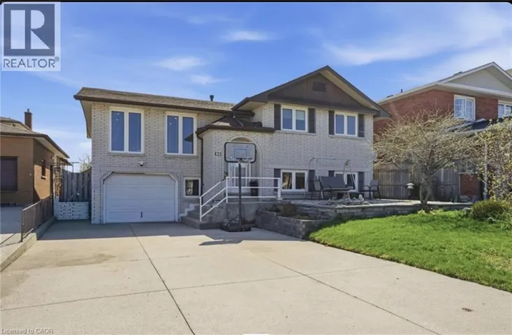 85 SUMMERLEA Drive, Hamilton, Ontario L8T4X9