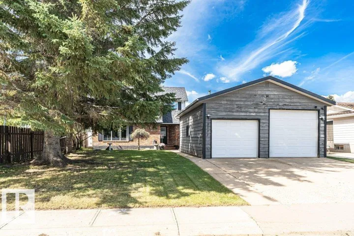 8522 98 AV, Fort Saskatchewan, Alberta T8L3A3