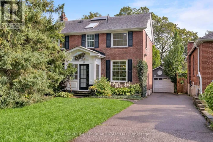 61 QUEENS DRIVE, Toronto (Weston), Ontario M9N2H5