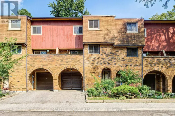 35 BARDS WALKWAY, Toronto (Pleasant View), Ontario M2J4T8