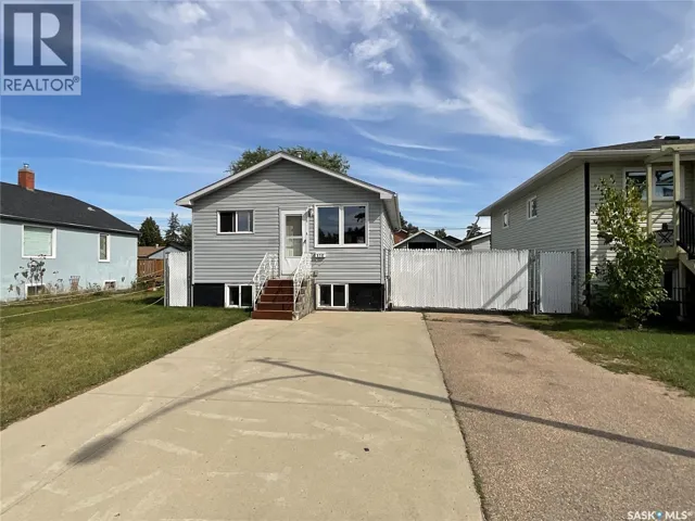 810 O AVENUE S, Saskatoon, Saskatchewan S7M2L4