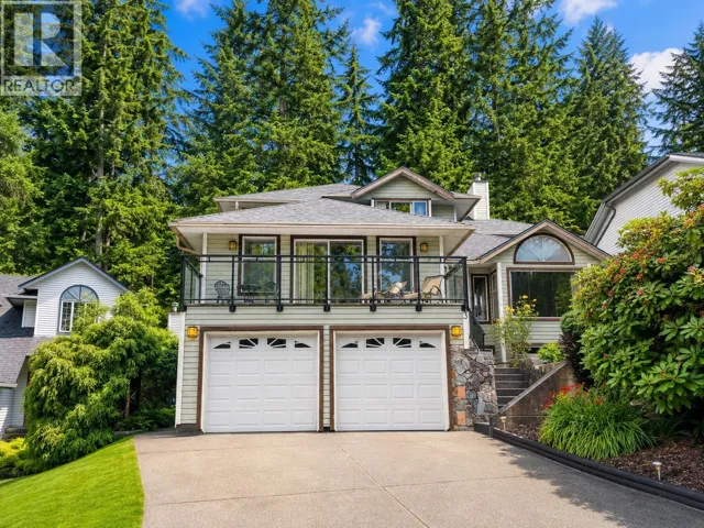3 CHEVALIER COURT, Port Moody, British Columbia V3H4L3