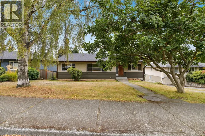 1277 Revercomb Pl, Victoria, British Columbia V8V3G5