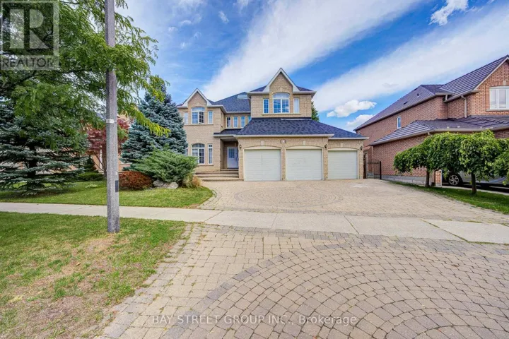 13 PEMBROOKE ROAD, Markham (Cachet), Ontario L6C2L2