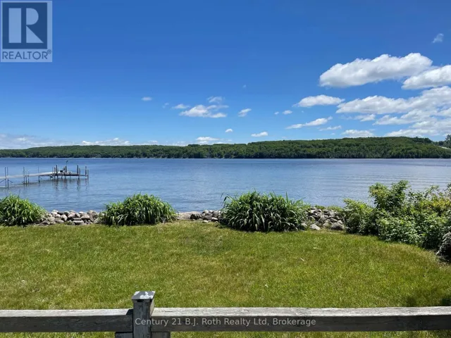15 BOW ROAD, Tiny, Ontario L9M0B3
