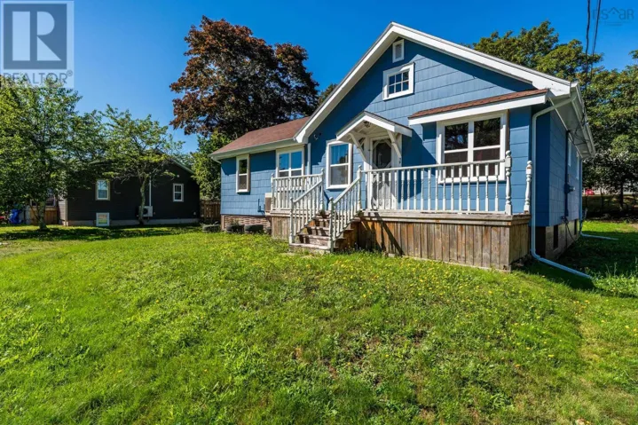 79 Second Avenue, Digby, Nova Scotia B0V1A0