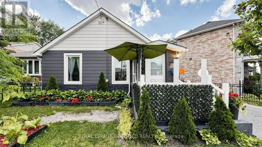 922A DANFORTH ROAD, Toronto (Kennedy Park), Ontario M1K1H9