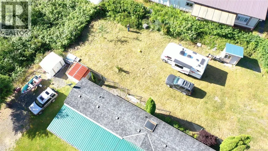20 Edith Rd, Tahsis, British Columbia V0P1X0