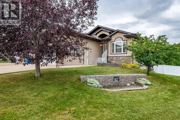 62 Fieldstone Way, Sylvan Lake, Alberta T4S0C3