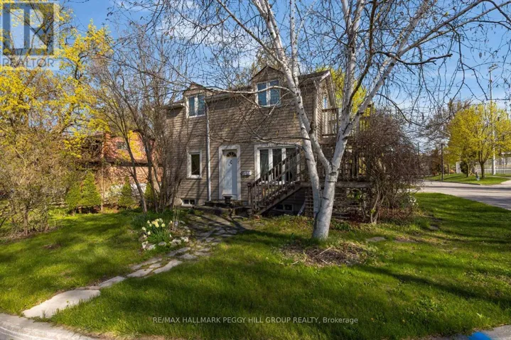 621 LYDIA STREET, Newmarket (Gorham-College Manor), Ontario L3Y1M4