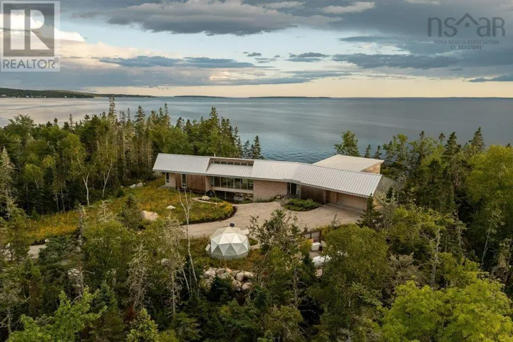 6949 Highway 329, East River Point, Nova Scotia B0J1T0