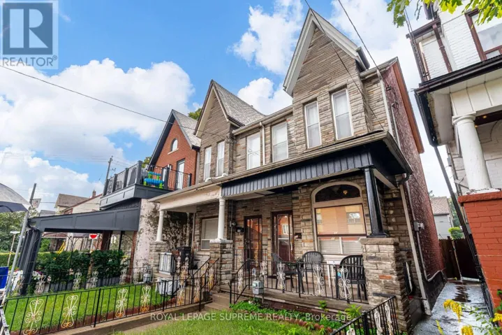 238 BROCK AVENUE, Toronto (Little Portugal), Ontario M6K2M2