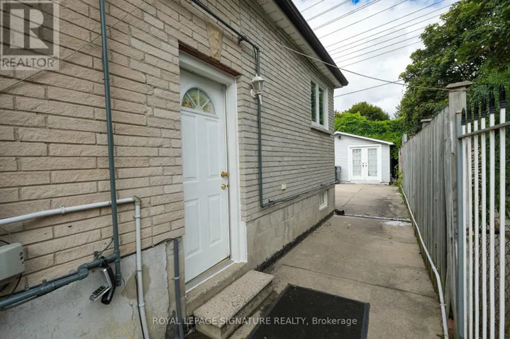 674 ABANA ROAD, Mississauga (Cooksville), Ontario L5A1H4