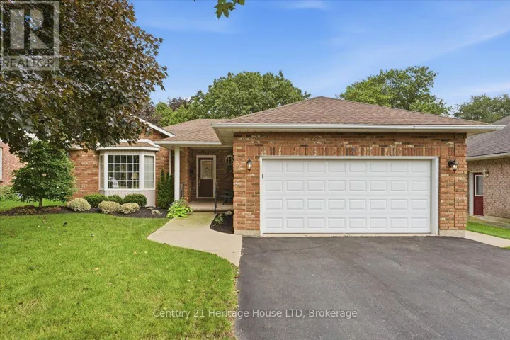 17 OAKRIDGE BOULEVARD, Pelham (Fonthill), Ontario L0S1E5