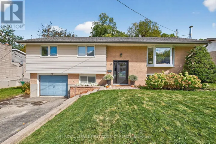 11 MACLAREN AVENUE, Barrie (Painswick North), Ontario L4N3Y1