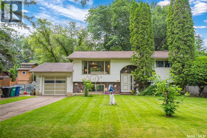 1205 Haida AVENUE, Saskatoon, Saskatchewan S7M4N2