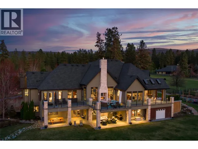 3990 Fairwinds Court, Kelowna, British Columbia V1W4G1