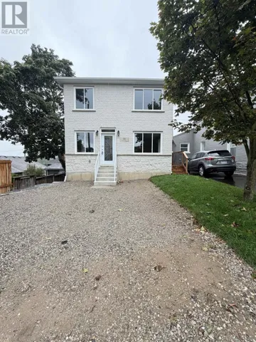 18 HUFF AVENUE, Brantford, Ontario N3R2A3