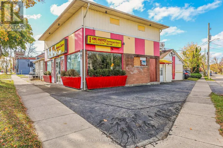 99 LAKE STREET E, St. Catharines (Downtown), Ontario L2R5X5