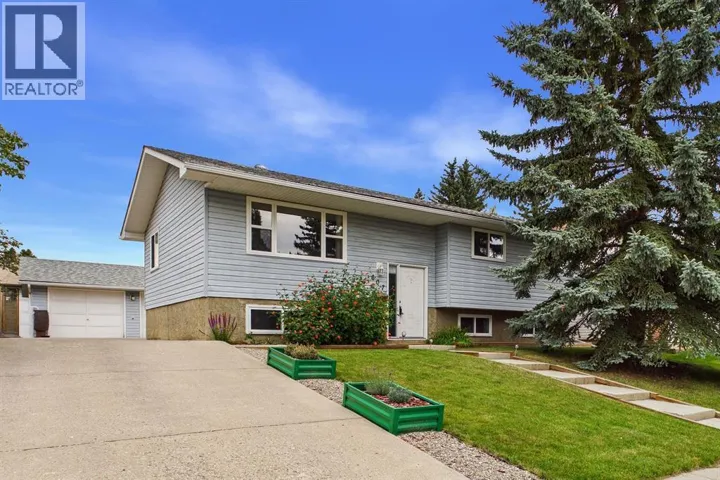 607 Cedarille Way SW, Calgary, Alberta T2W2G8
