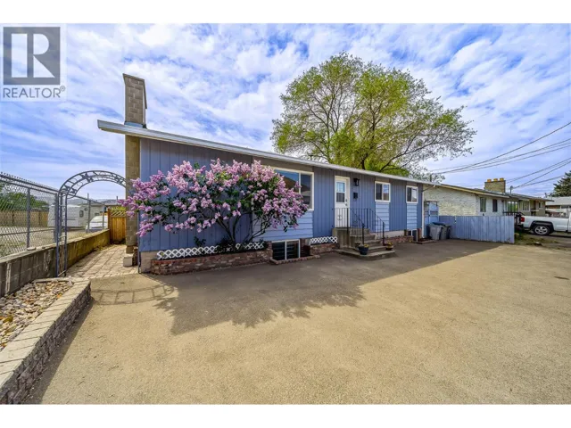 1125 Halston Avenue, Kamloops, British Columbia V2B2C2