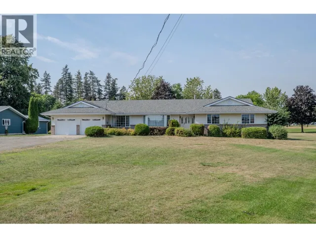 310 arbutus Street, Chase, British Columbia V0E1M0