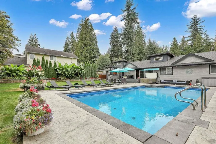 4930 196 STREET, Langley, British Columbia V3A1A3