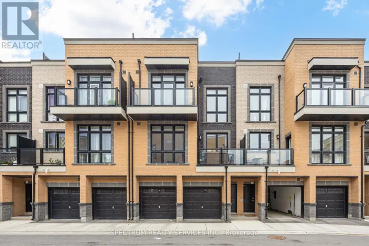 3 - 7 PHELPS LANE, Richmond Hill (Oak Ridges), Ontario L4E1J4