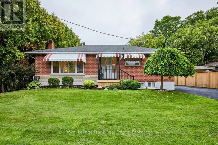 15111 SIMCOE STREET, Scugog (Port Perry), Ontario L9L1J5
