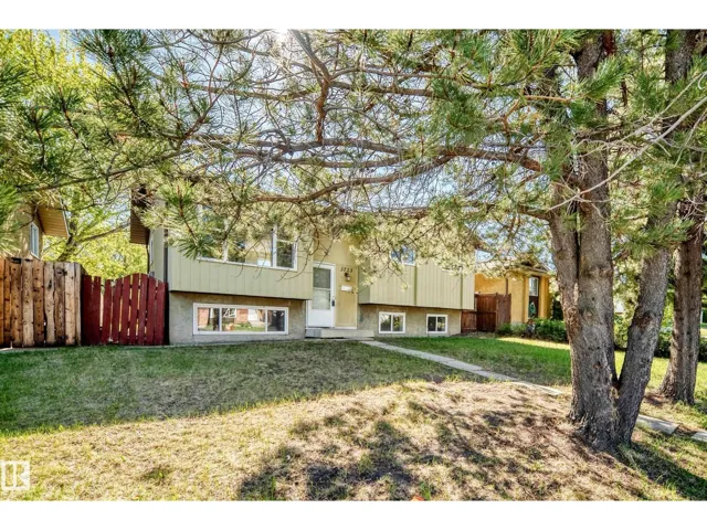3723 63 ST NW, Edmonton, Alberta T6L1R1