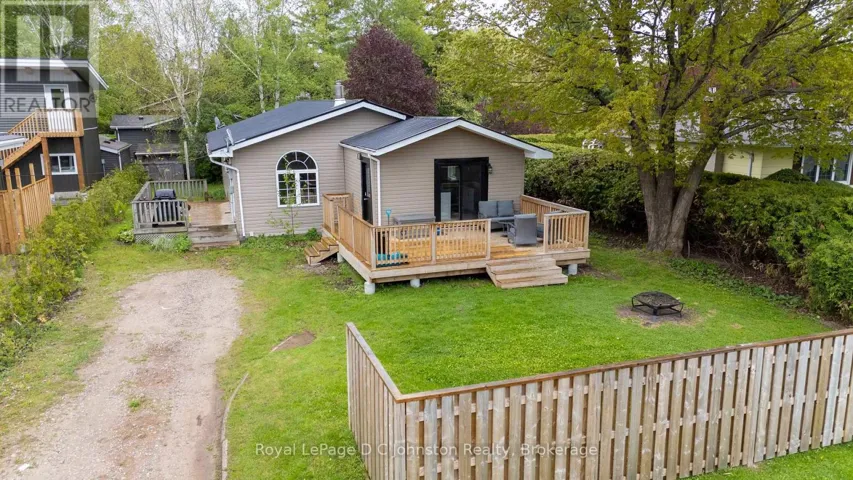 229 EDWARD STREET, Saugeen Shores, Ontario N0H2L0