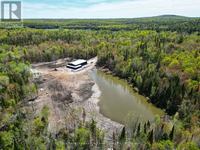 1851 CONTAU LAKE ROAD, Highlands East (Glamorgan), Ontario K0M1R0