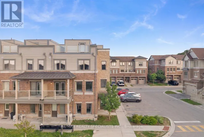 E8 - 70 WILLOWRUN DRIVE, Kitchener, Ontario N2A0J3