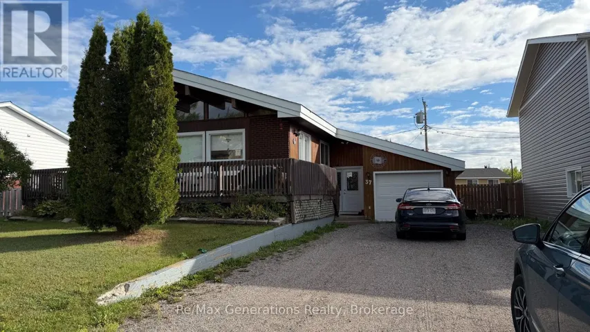 37 SOUTHRIDGE CRESCENT N, Terrace Bay, Ontario P0T2W0