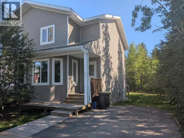 21 ARNHEM ROAD, Whitehorse, Yukon Y1A3B4