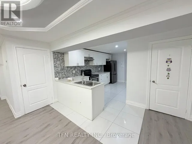 2 IRWIN (BASEMENT) PLACE, Bradford West Gwillimbury (Bradford), Ontario L3Z0H7