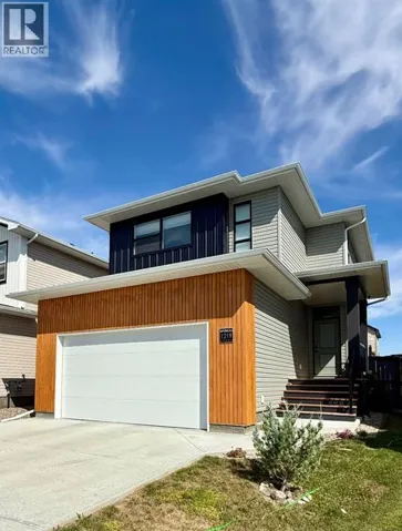 1219 Pacific Circle W, Lethbridge, Alberta T1J5V4