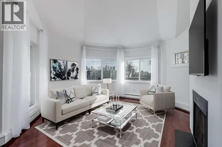 302, 2214 14A Street SW, Calgary, Alberta T2T3W8