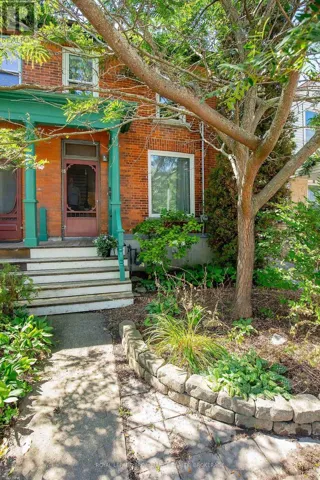 38 YORK STREET, Kingston (East of Sir John A. Blvd), Ontario K7K1P5
